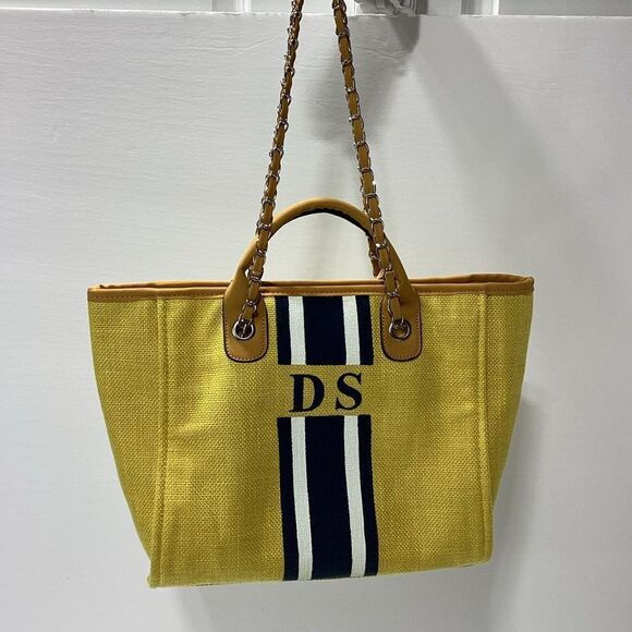 Lily&Bean London The Lily Canvas Medium Monogrammed Fabric Box Bag - Picture 2 of 14